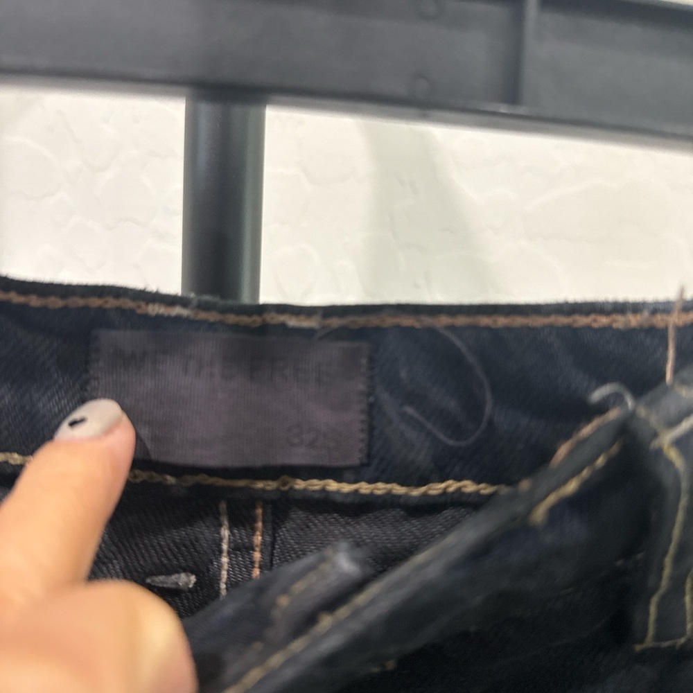Upscaled distressed black acid wash We the free barrel jeans size 32 - Picture 3 of 5
